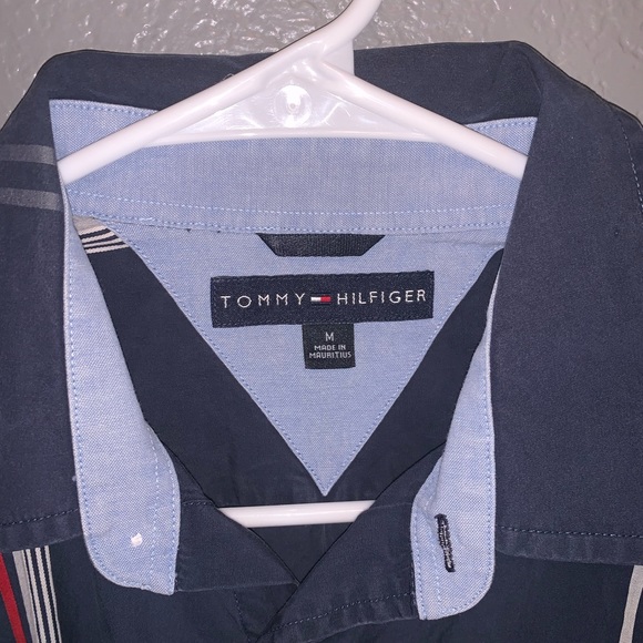 Sz. M Tommy Hilfiger Button Up casual short sleeve - Picture 2 of 3
